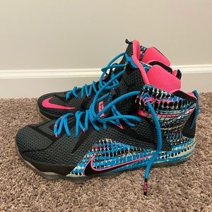 Nike Lebron 12